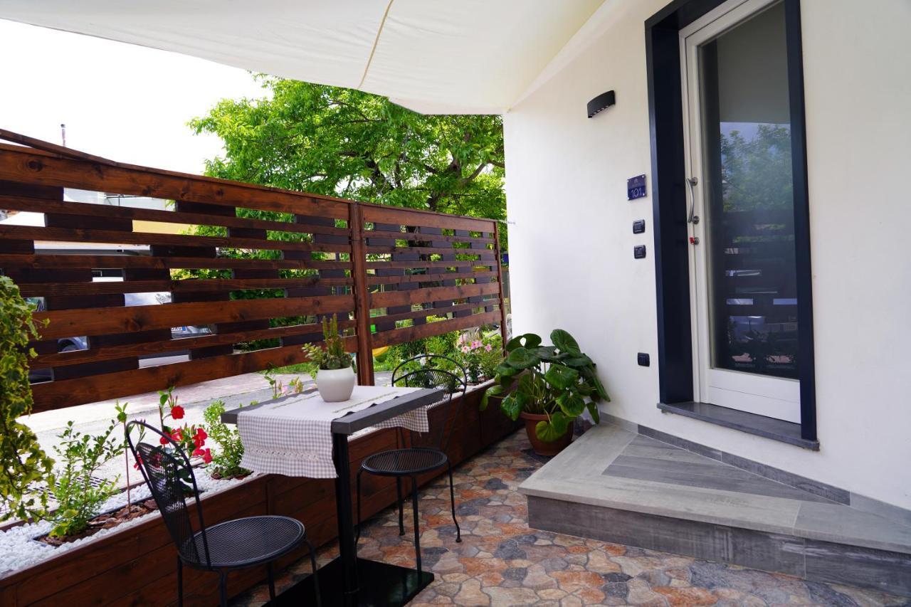 Familiainn Rooms & Apartments Pompei Exterior photo